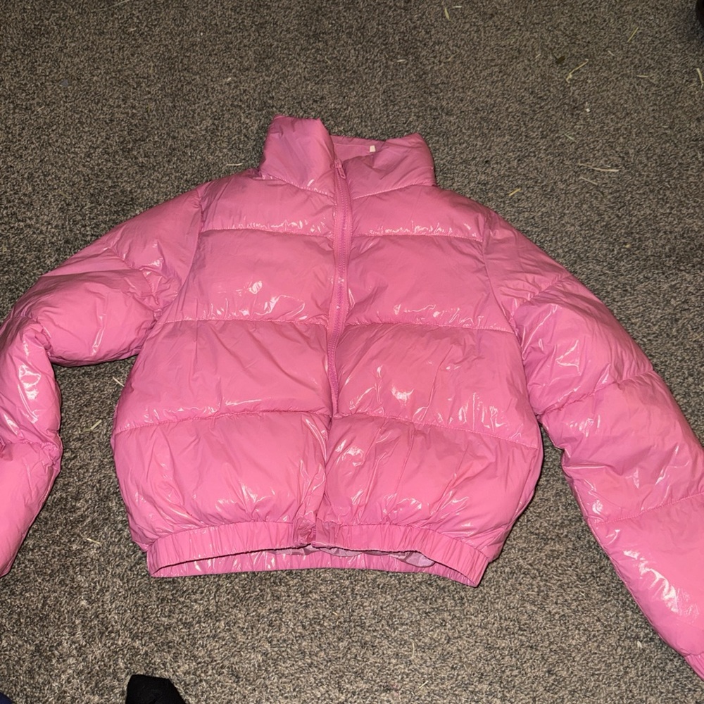 Women's Pink Puffer Jacket (new)